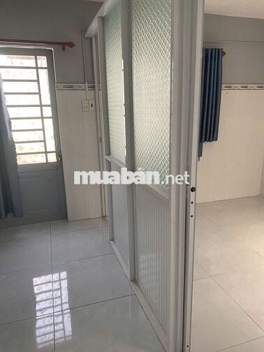 NNC Thích Quảng Đức P5 Phú Nhuận ngang 4 3Lầu 3PN 4WC. Giá 15 triệu