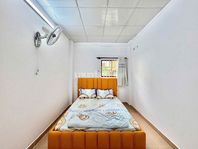 Chính chủ cho thuê căn hộ lầu 1, 80m2, 2PN, Mai Thị Lựu, Quận 1 giá rẻ