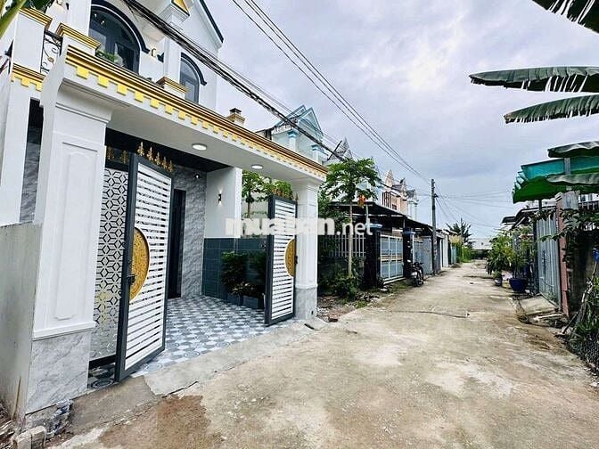 Nhà Sổ Hồng Riêng Tân Kim , 4,5x20 .. đường xe hơi 2ty850tr