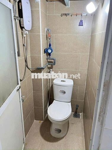 PHÒNG TRỐNG CÓ GÁC 2TR3 CÓ MÁY LẠNH, MÁY NƯỚC NÓNG, NỘI THẤT CƠ BẢN