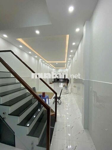 Cho Thuê Nhà Đường Tô Hiệu, Tân Phú ( 100m2 - Nhà Rộng Suốt Đẹp )