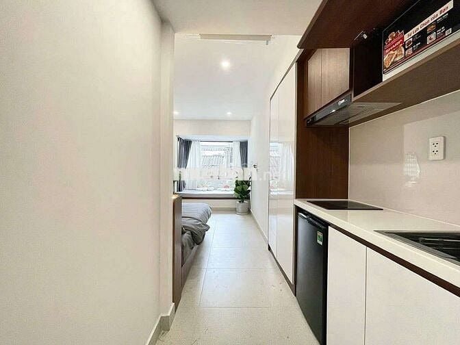 Siêu phẩm căn hộ full nội thất ban công thoáng mát Đề Thám Quận 1