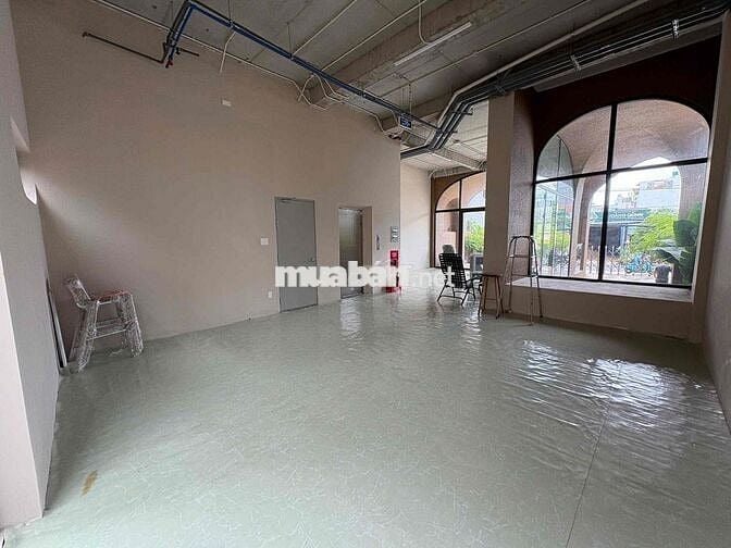 Mặt bằng kho Q7 – Lê Văn Lương, 120m² + sân rộng, giá 77tr/tháng