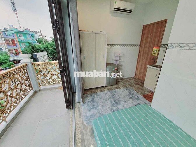 Studio cửa sổ- ban công- 1PN tách bếp 3tr3-3tr8