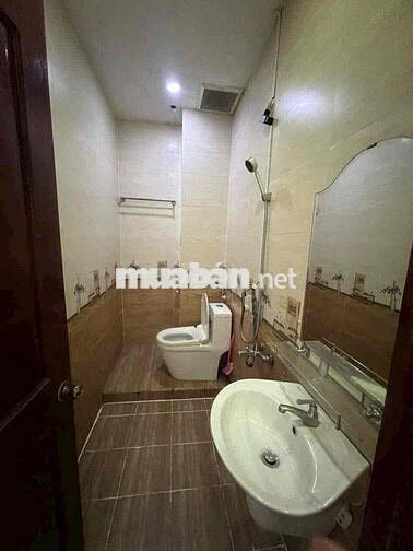 NHÀ MỚI SẠCH ĐẸP DT 4x17 1TRỆT 1LẦU 2PN 2WC HẺM XE TẢI TX52 Q12