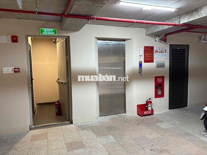 Mặt bằng kho Q7 – Lê Văn Lương, 120m² + sân rộng, giá 77tr/tháng