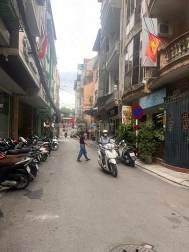 Bán nhà Phân lô, cao cấp Trần Quang Diệu, 7 tầng, đầy đủ nội thất xịn 