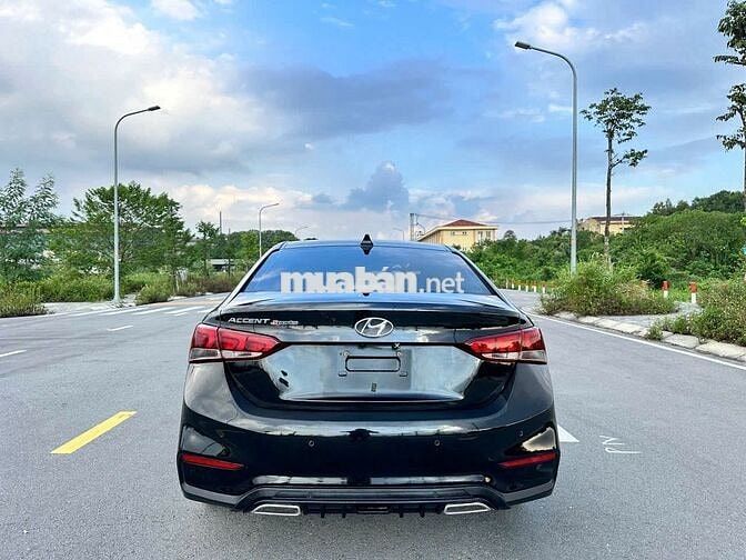 Hyundai Accent 2019 1.4 AT - 80000 km