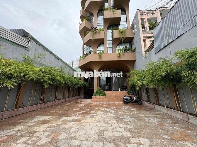 Mặt bằng kho Q7 – Lê Văn Lương, 120m² + sân rộng, giá 77tr/tháng