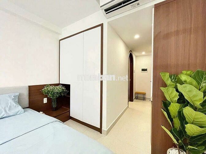 Siêu phẩm căn hộ full nội thất ban công thoáng mát Đề Thám Quận 1