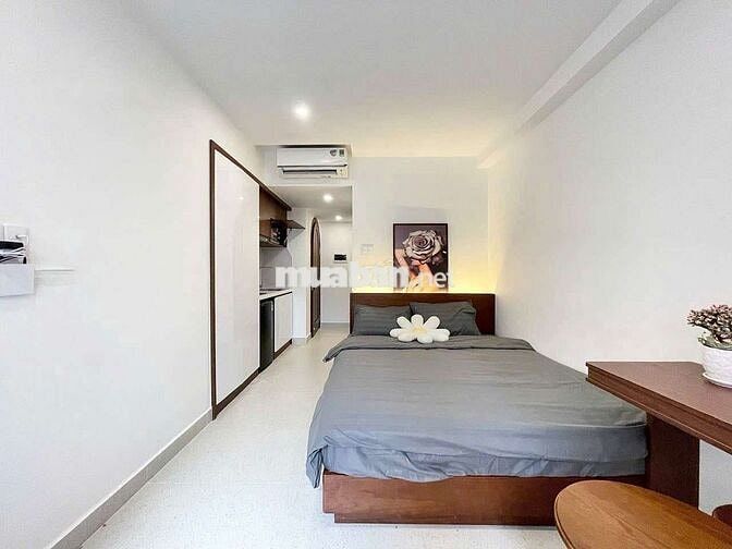 Siêu phẩm căn hộ full nội thất ban công thoáng mát Đề Thám Quận 1