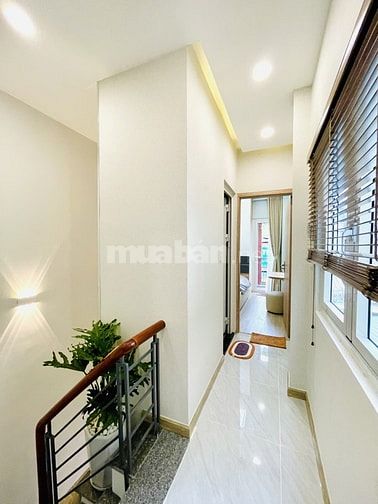 BÁN NHÀ MẶT TIỀN ĐƯỜNG NGUYỄN TRỌNG TUYỂN QUẬN PHÚ NHUẬN 