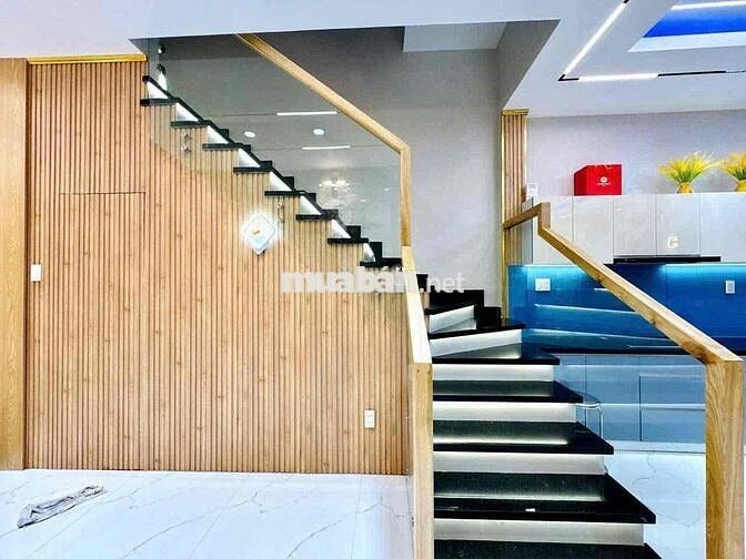 Chỉ 2TỶ268 có ngay nhà gần đại học Thủ Dầu Một ở đường Trần Văn Ơn.