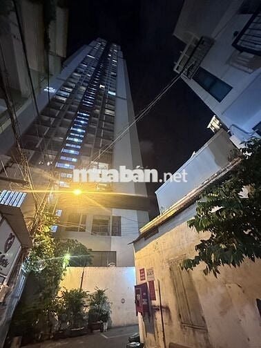 TOÀ NHÀ HXH 200M2 5 TẦNG NGAY LANDMARK 4,7X16 2MT TRƯỚC SAU