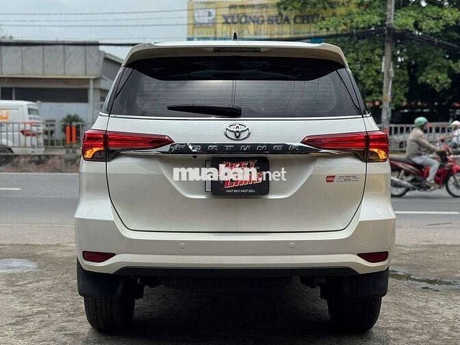 Toyota Fortuner 2017 2.7V 4x2, màu trắng,43.000 km