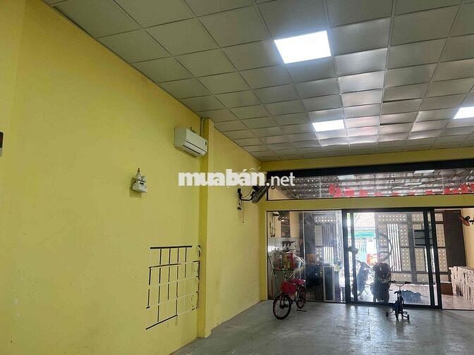 CHO THUÊ NHÀ KHO +XƯỠNG 6,5x32 nở hậu đường 6m  gần chợ Bà Điểm