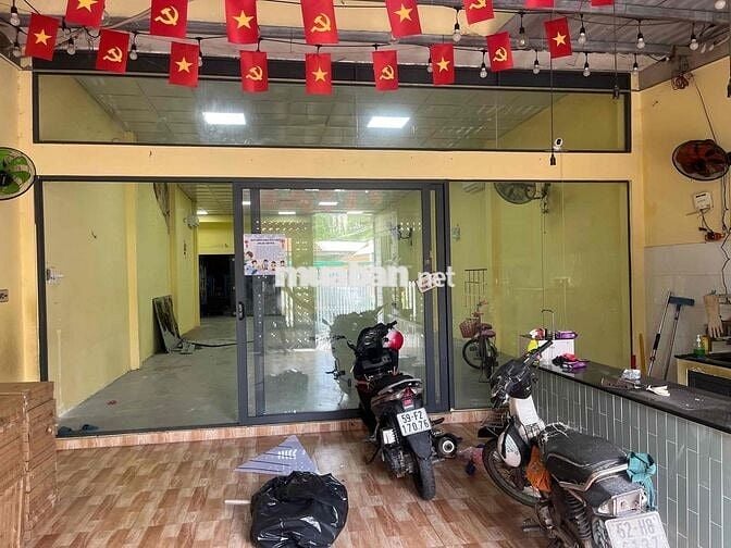 CHO THUÊ NHÀ KHO +XƯỠNG 6,5x32 nở hậu đường 6m  gần chợ Bà Điểm