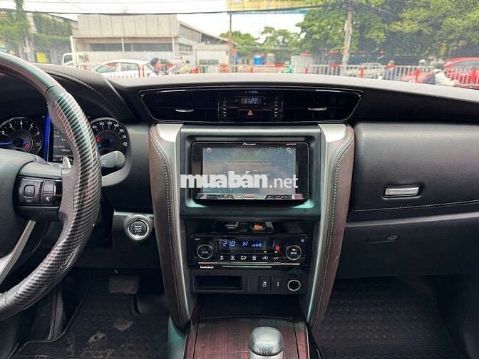 Toyota Fortuner 2017 2.7V 4x2, màu trắng,43.000 km