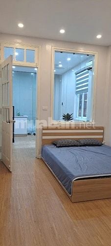 Cho thuê nhà riêng 2 tầng tổng DTSD 40 m2, phố Ông Ích Khiêm, Ba Đình