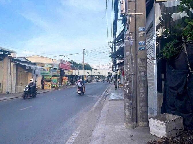 Giá Yêu Thương Sang Tên Trong Ngày Vị Trí Mặt Tiền Trước Nhà Đẹp