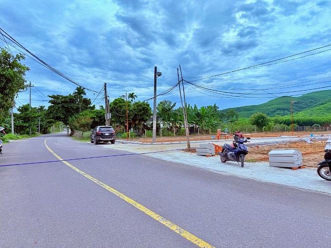 Siêu phẩm 30 lô Hoà Vang, sát mặt tiền đường nhựa DH8, giá cực kỳ tốt