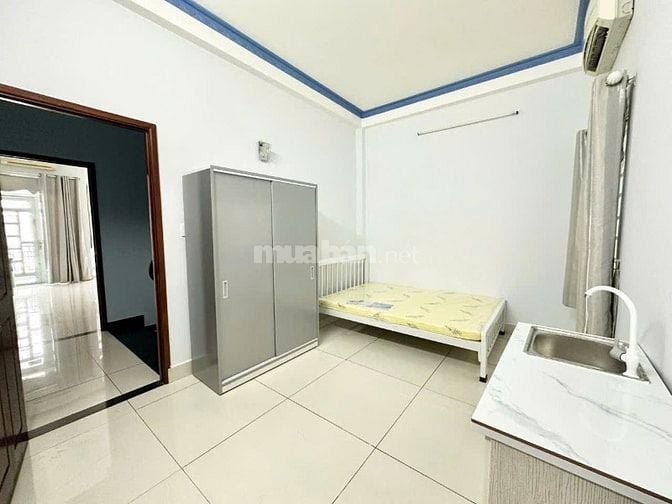 Bán nhà đường Lê Văn Thịnh rẽ vào , mặt đường ô tô thông thoáng 