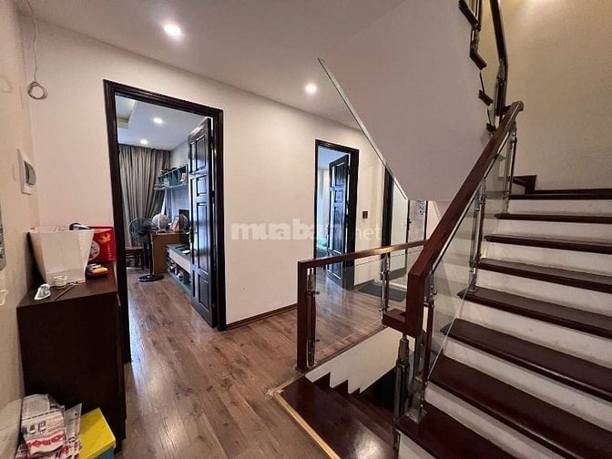 Bán nhà Phân lô, cao cấp Trần Quang Diệu, 7 tầng, đầy đủ nội thất xịn 