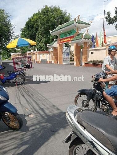 Bán nhà mặt tiền phường Phú Tân TP Bến Tre giá rẻ