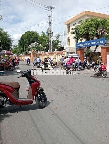 Bán nhà mặt tiền phường Phú Tân TP Bến Tre giá rẻ