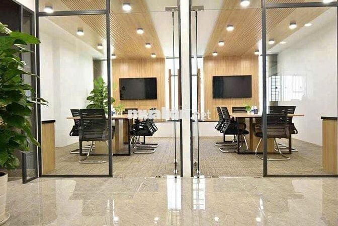 Cho thuê văn phòng có lễ tân - rộng rãi - thuận tiện di chuyển q4,1,8