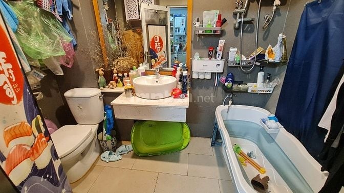 Bán căn hộ gần CV Lê Thị Riêng, 45m2, 2pn - Chính Chủ, Giá 2.3 Tỷ