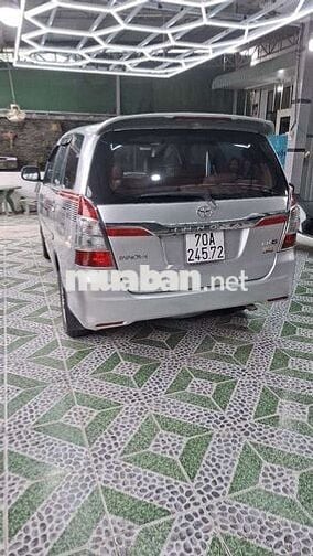 Inova 2014 J, chính chủ gia đình đang dùng