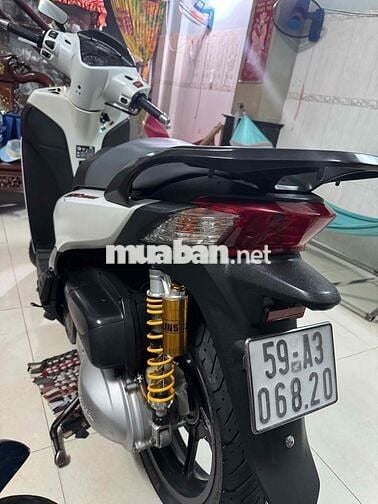 SH 300i BSTP 2015 có đồ chơi bán hoặc giao lưu xe