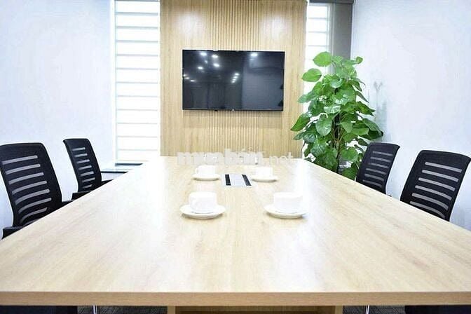 Cho thuê văn phòng có lễ tân - rộng rãi - thuận tiện di chuyển q4,1,8