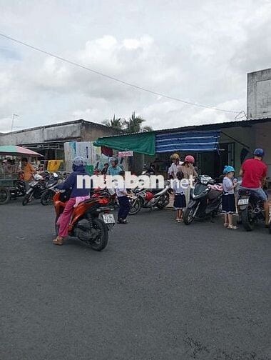 Bán nhà mặt tiền phường Phú Tân TP Bến Tre giá rẻ
