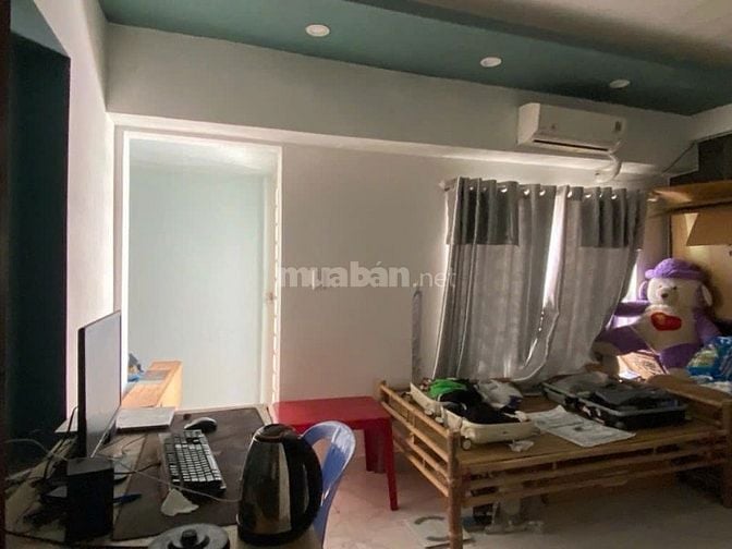 Hẻm CMT8,ngang 4m,Nở Hậu 8m,Thông ra Hoà Hưng,Cao Thắng gần siêu thị