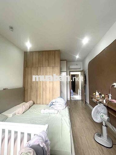 NHÀ ĐẸP SÂN VƯỜN 6X16 ĐƯỜNG XE HƠI VÀO NHÀ TÂN THỚI NHẤT