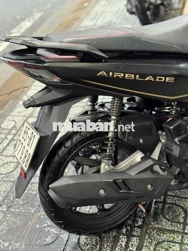 honda ab 125 pbdb đen nhám xe zin máy zin 100%