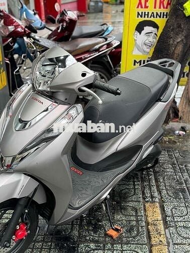 honda Lead 4val xám bạc siêu lướt như xe mới