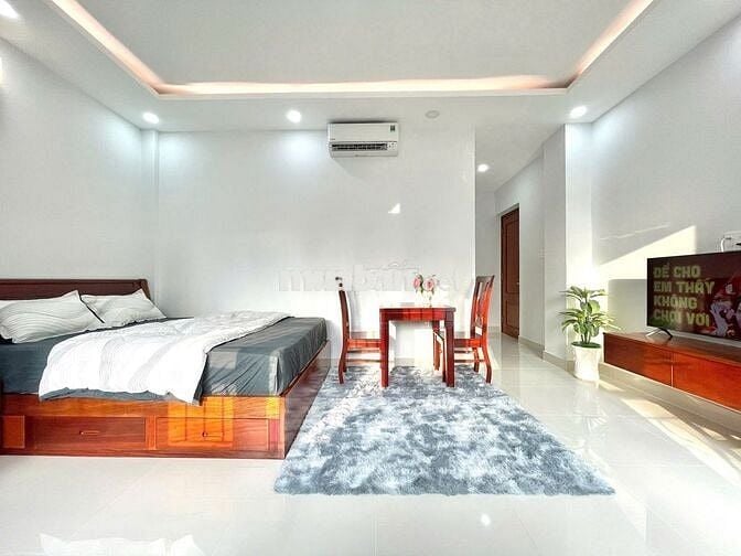 Ở NGAY! CĂN HỘ BAN CÔNG NGAY LÊ VĂN SỸ Q.3 CÓ THANG MÁY - BẢO VỆ