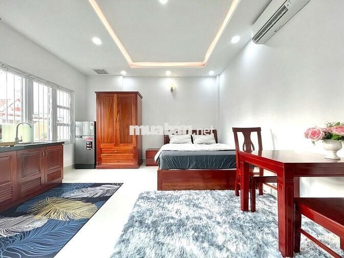 Ở NGAY! CĂN HỘ BAN CÔNG NGAY LÊ VĂN SỸ Q.3 CÓ THANG MÁY - BẢO VỆ