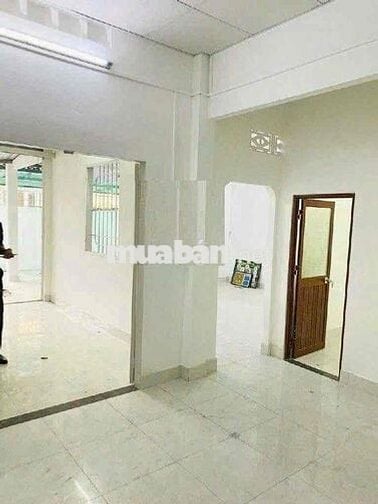 Cho thuê nhà gần Lavita gerden,/đs 3,p.Trường Thọ 10tr hẻm xe hơi