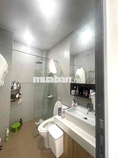 NHÀ ĐẸP SÂN VƯỜN 6X16 ĐƯỜNG XE HƠI VÀO NHÀ TÂN THỚI NHẤT