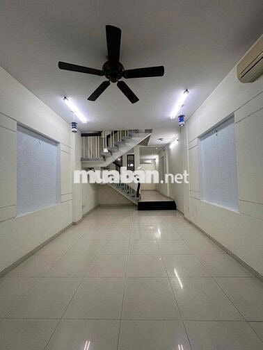 NHÀ MỚI OTO ĐẬU TRONG NHÀ - DT 4.5mx21m - HẺM VIP NGUYỄN TRỌNG TUYỂN