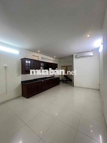 NHÀ MỚI OTO ĐẬU TRONG NHÀ - DT 4.5mx21m - HẺM VIP NGUYỄN TRỌNG TUYỂN