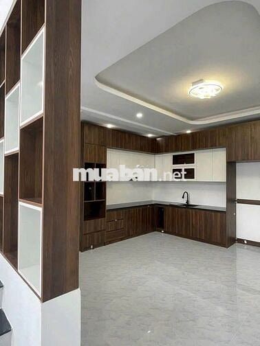 CHÍNH CHỦ CẦN TIỀN BÁN NHÀ GÁC LỬNG GẦN NGAY BỬU LONG-BIÊN HÒA