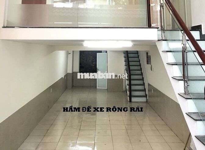 PHÒNG LẦU 2- 19M2- CÓ CỬA SỔ- SẴN NỘI THẤT-GIỜ TỰ DO- 3,5TR/TH