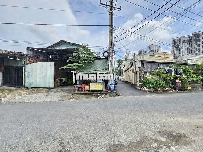 Nhà 460m mặt tiền kinh doanh gần chợ Việt Lập p. An Bình Dĩ An