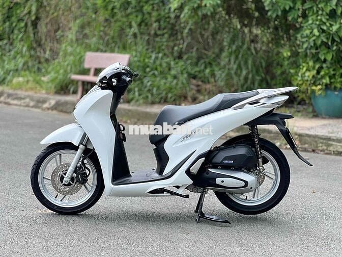 Shvn 125cc Trắng Đen 2022 Chủ Biên Hoà Uỷ Quyền🎉🎉🎉