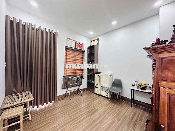 3 TẦNG MÁI BTCT - 3PN - SÂN THƯỢNG 40m2 - HẺM 3M THÔNG RA SONG HÀNH